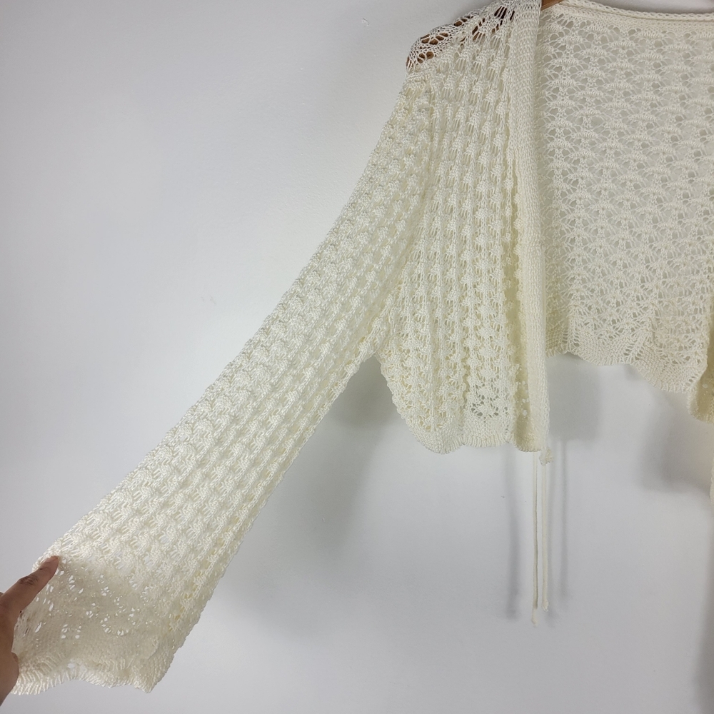 New Crochet Open Knit Tie Front Long Flare Sleeve Cropped Cardigan Unbranded - Picture 3 of 10